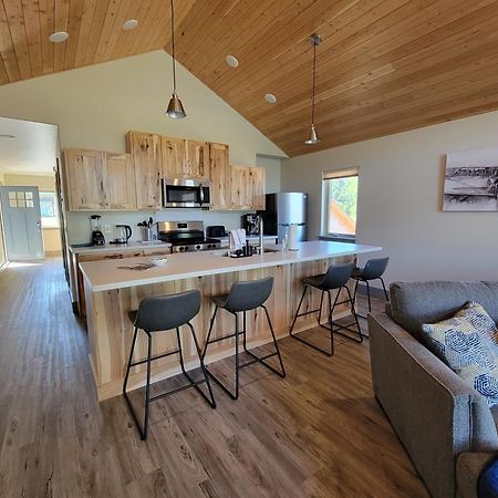 Lakeshore Lodging Suites Homer Exterior photo