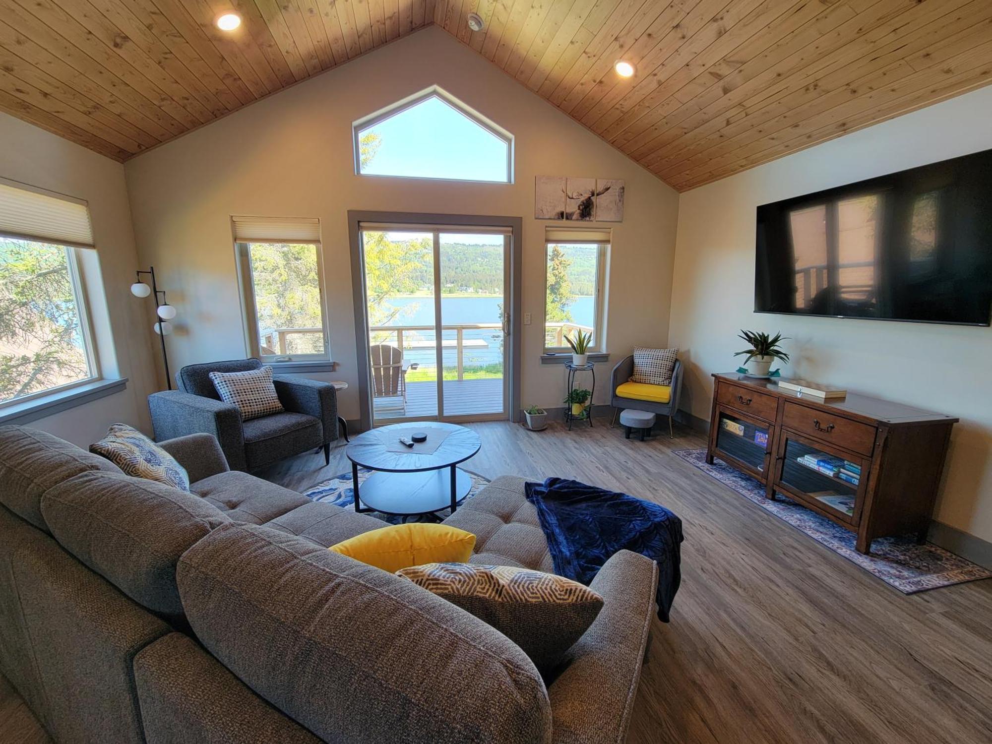Lakeshore Lodging Suites Homer Exterior photo